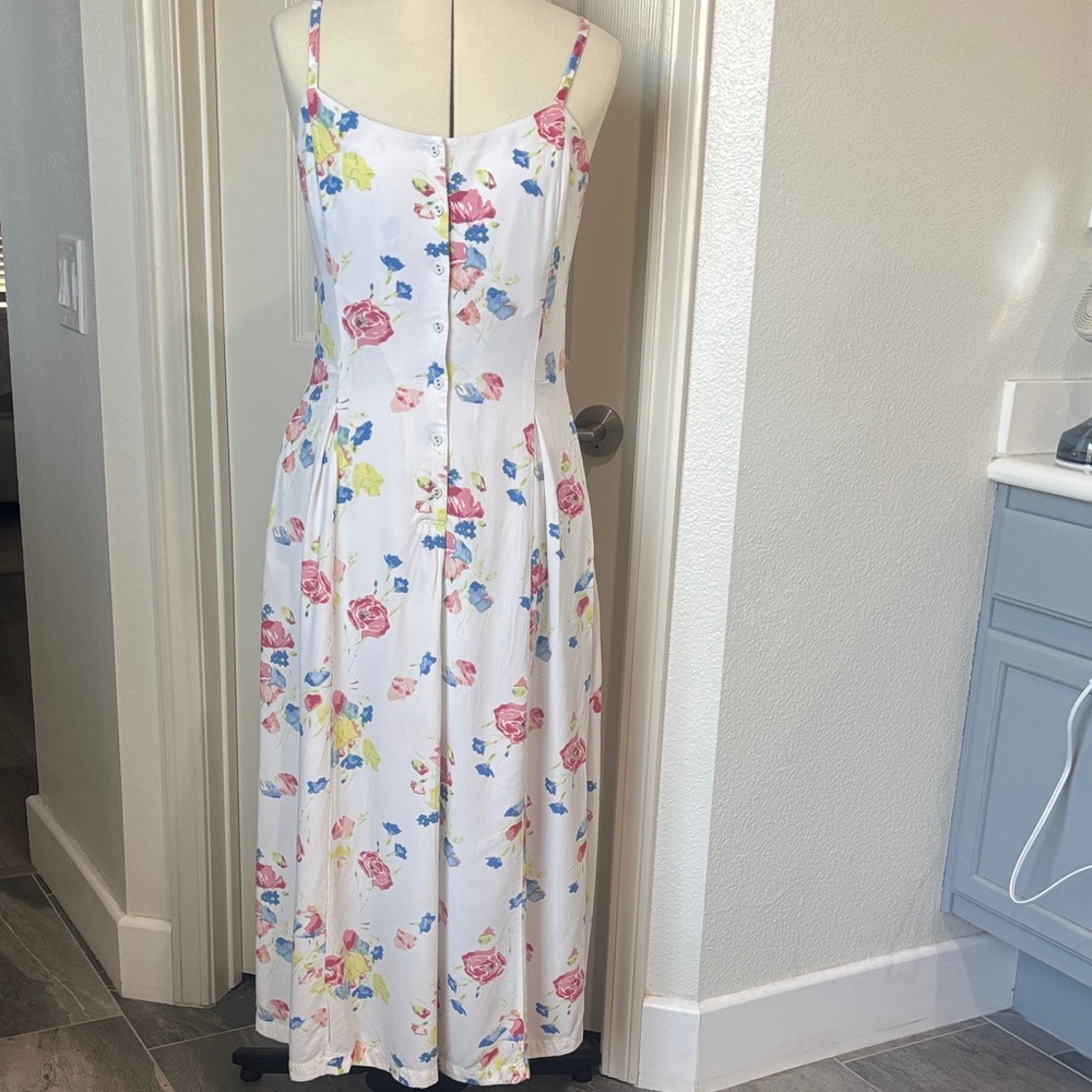 Uniqlo White Floral Midi Dress